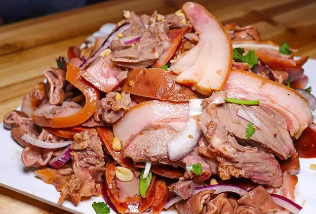 西阳猪头肉与家禽美食的独特魅力